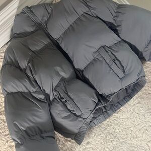 GRAY PUFFER JACKET